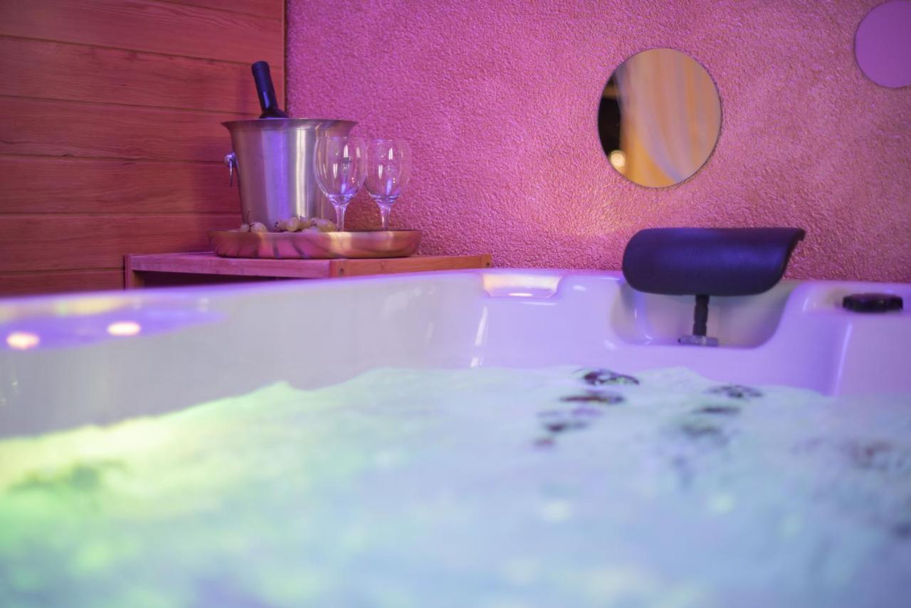 Wellness Studio D'Or - Exclusive New Apartment With Whirlpool, Sauna, Sunny Terrace, Private Parking Пореч Экстерьер фото