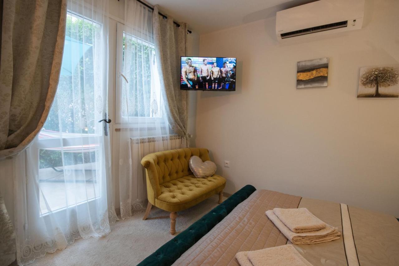Wellness Studio D'Or - Exclusive New Apartment With Whirlpool, Sauna, Sunny Terrace, Private Parking Пореч Экстерьер фото